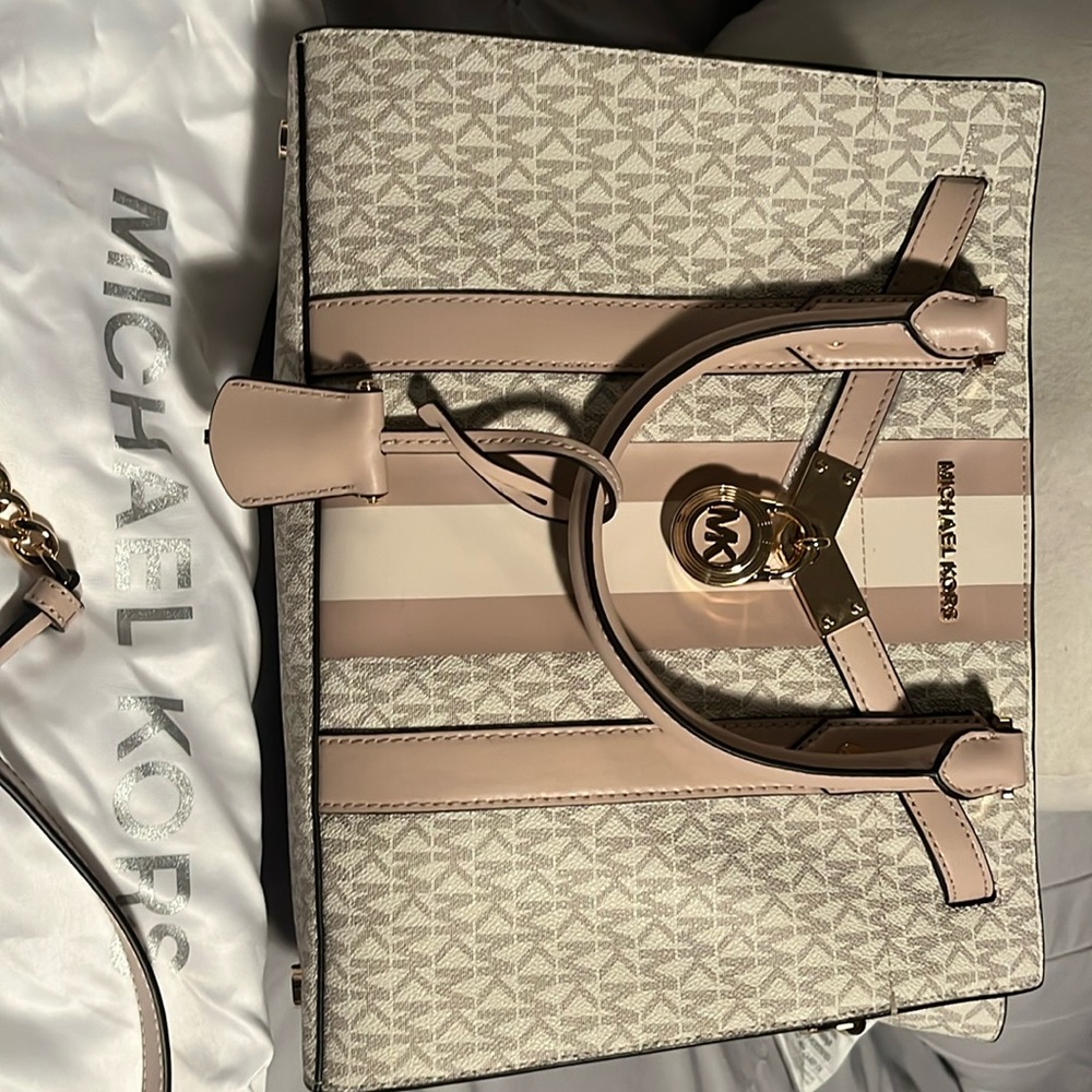 Michael Kors Bag. Used once.